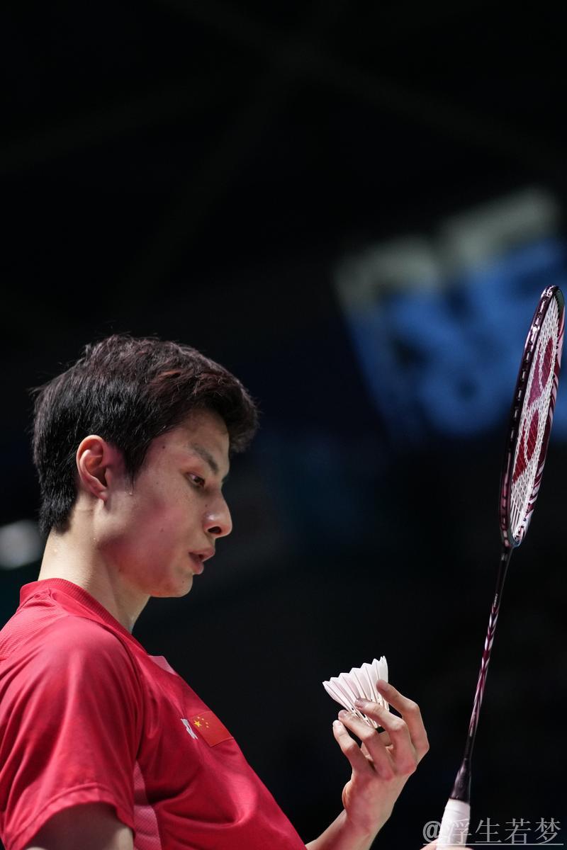 石宇奇逆风翻盘击败李诗沣 挺进中国公开赛男单四强