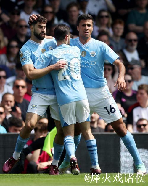 英超-福登双响格瓦迪奥尔破门 曼城3-2利兹联